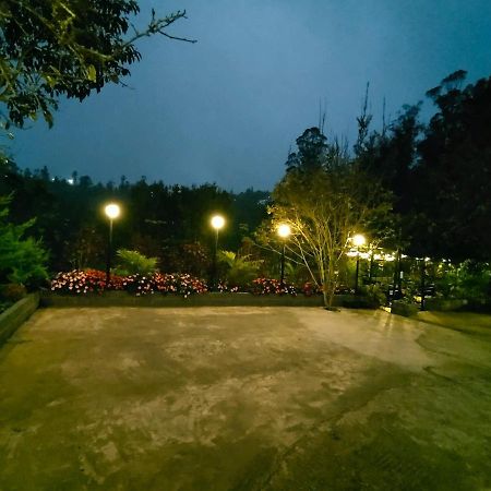 Silver Spruce Entire Nature Villa Kotagiri Buitenkant foto