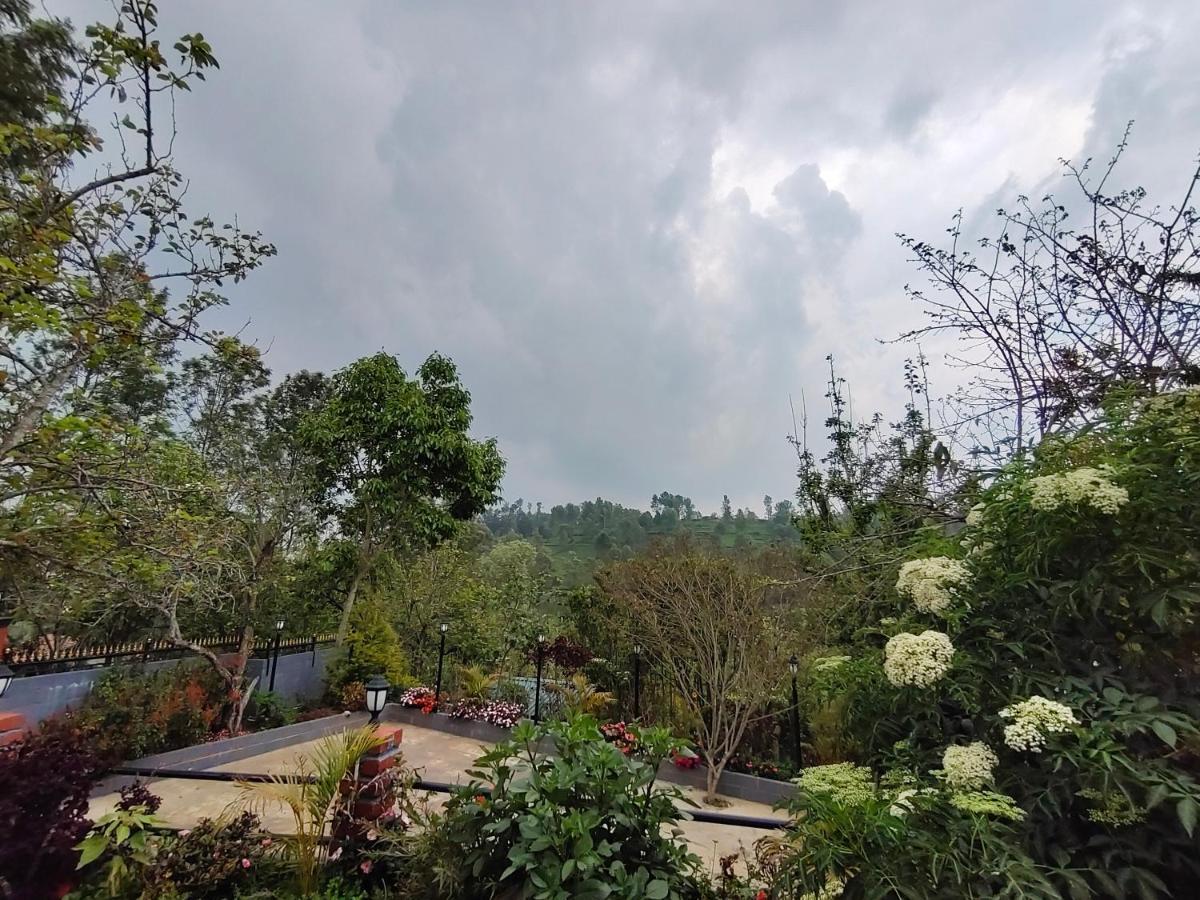 Silver Spruce Entire Nature Villa Kotagiri Buitenkant foto