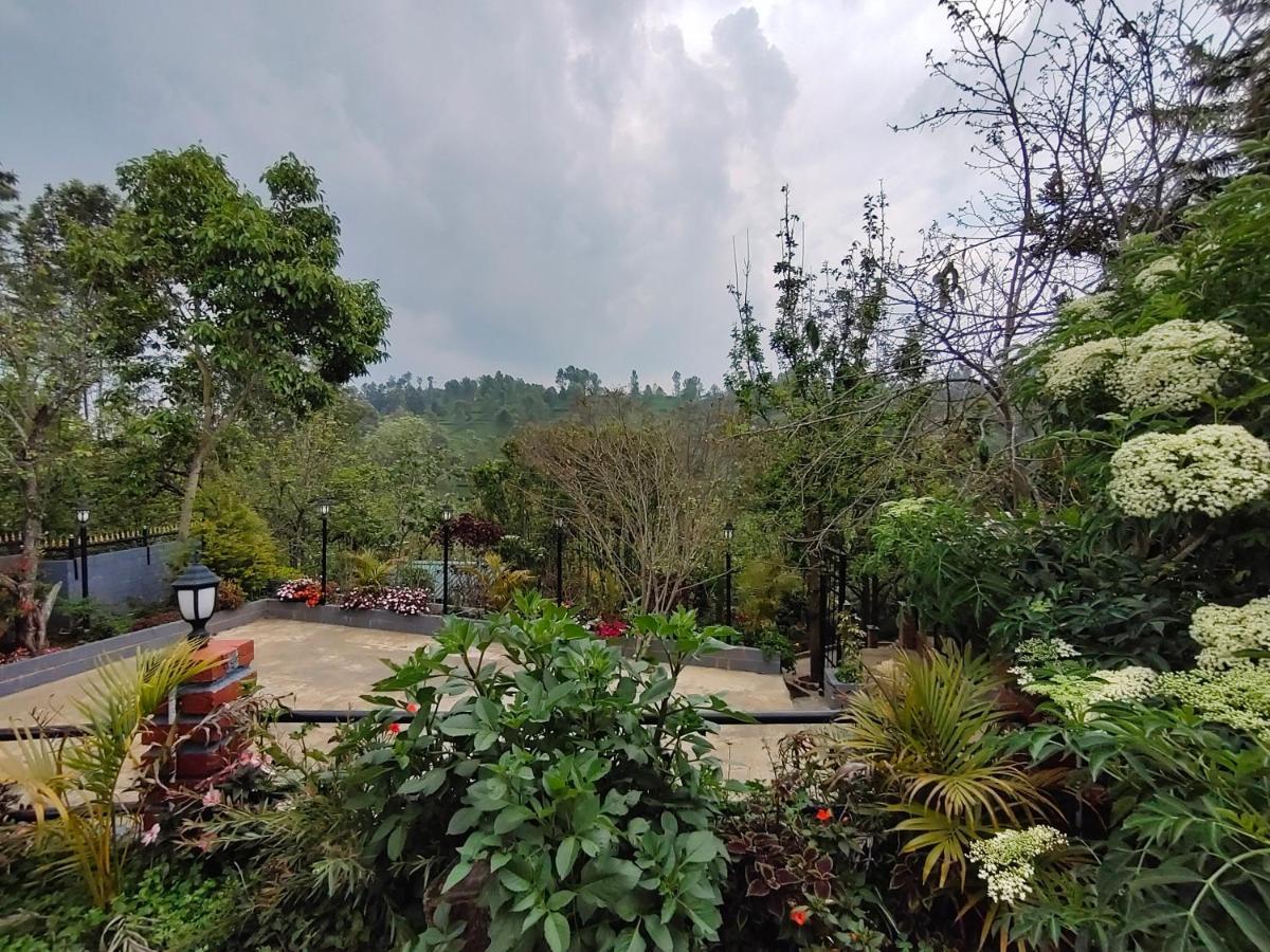 Silver Spruce Entire Nature Villa Kotagiri Buitenkant foto